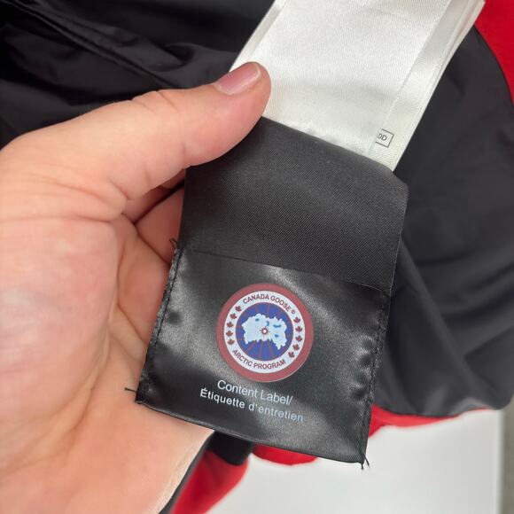 Canada Goose Vest Size 3XL Men’s Red Duck Down Insulation Quilted - Picture 11 of 14